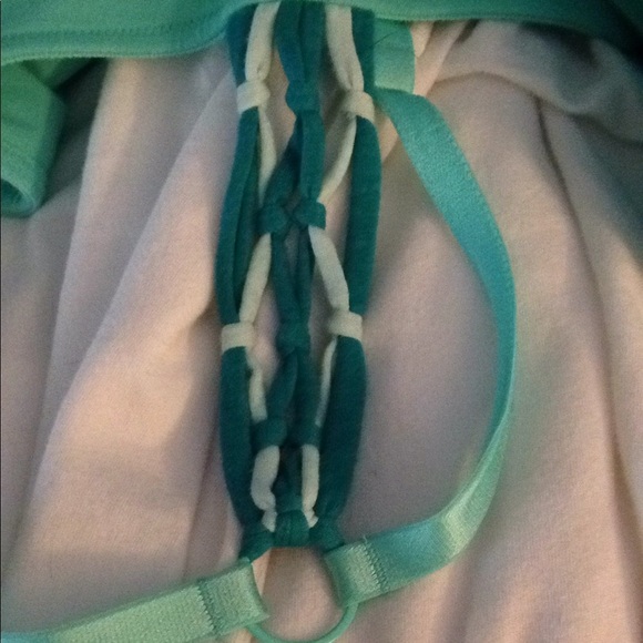 Victoria's Secret EUC green padded bra - Picture 4 of 7